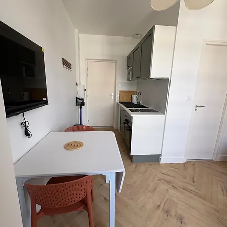 Rue Des Minimes شقة